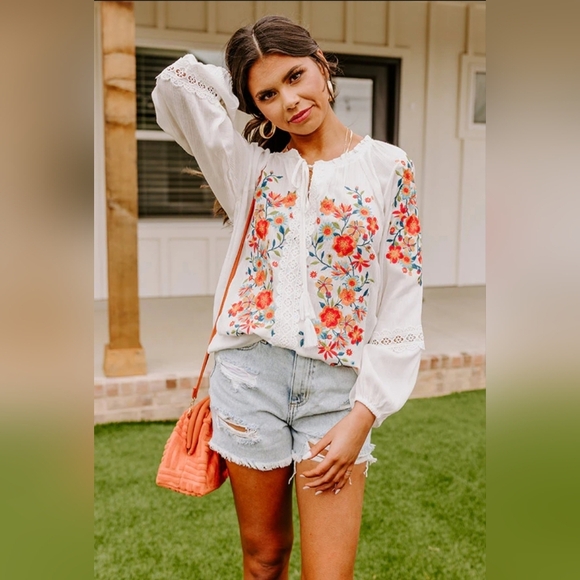 NEW! Impressions Dune Dreaming Embroidered Top In White, Size Medium - Picture 2 of 8